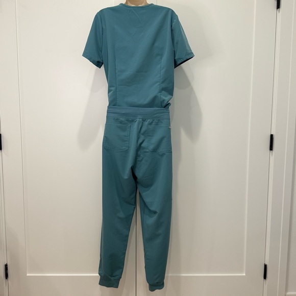 Figs Hydrogreen Scrub Set Catarina Scrub Top Zamora Jogger Pants Large Nurse - Picture 6 of 14